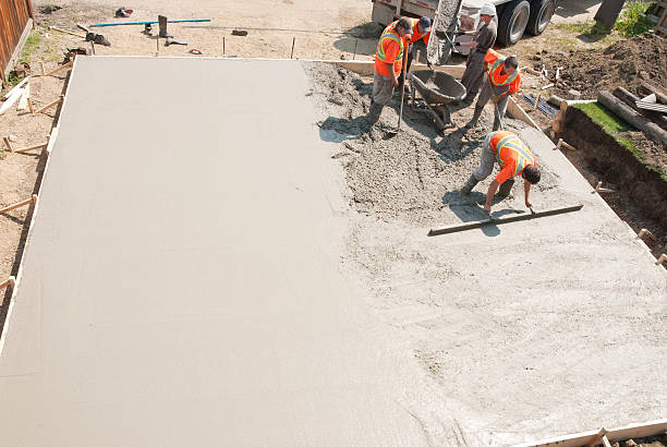 Best Concrete Driveway Installation in Laware City, DE